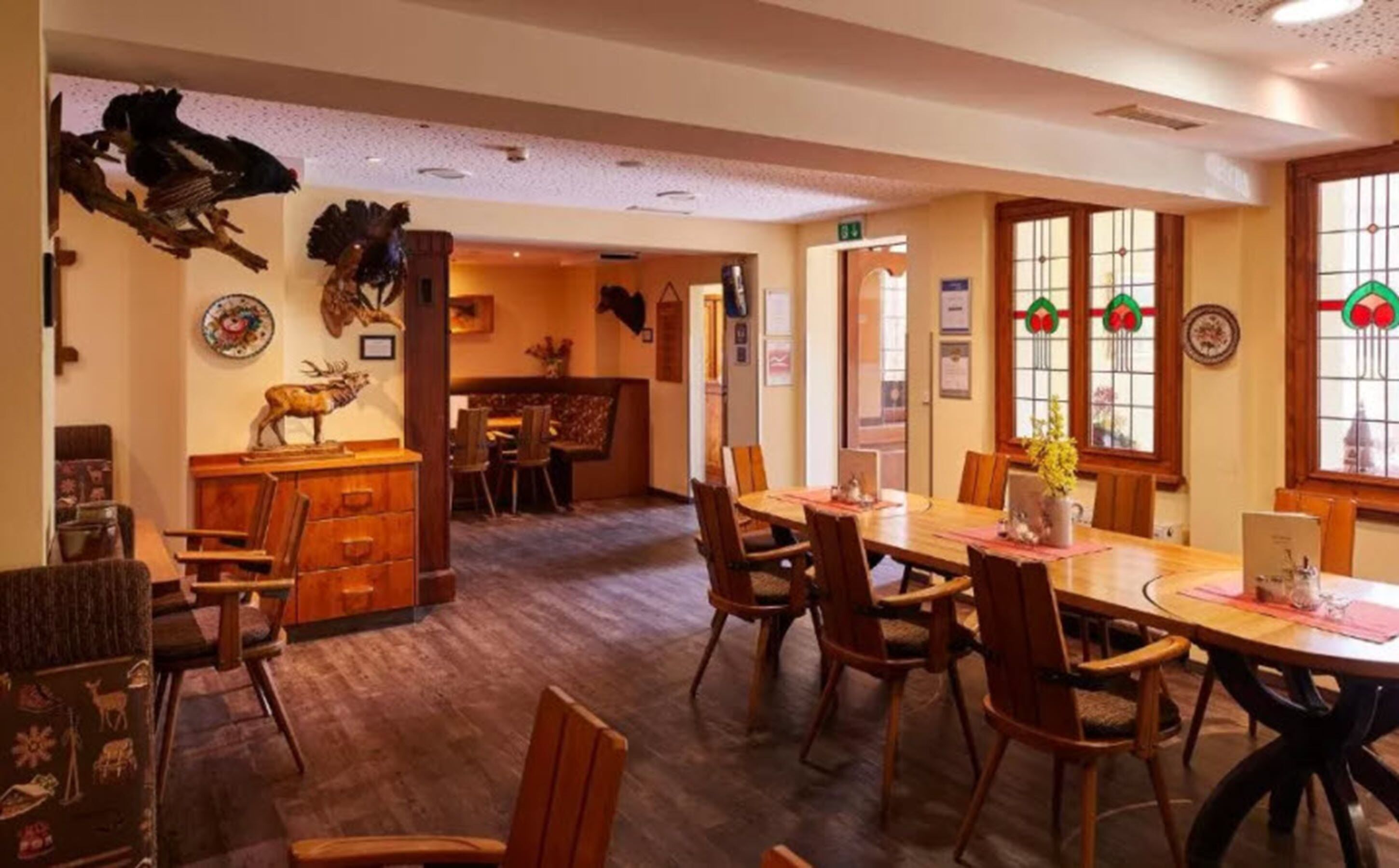 lunch and dinner served, regional cuisine