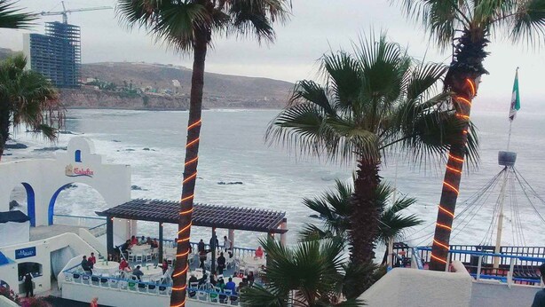 Outdoor dining - Hotel Calafia Rosarito (Playas de Rosarito)