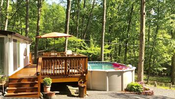 Seasonal outdoor pool