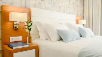 Superior Double or Twin Room, Balcony, Pool View (9) | Minibar, in-room safe, individually decorated, individually furnished