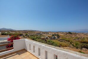 View from room - Villa Victor (Naxos)