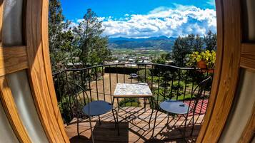 Family Suite with Balcony | Fjellutsikt