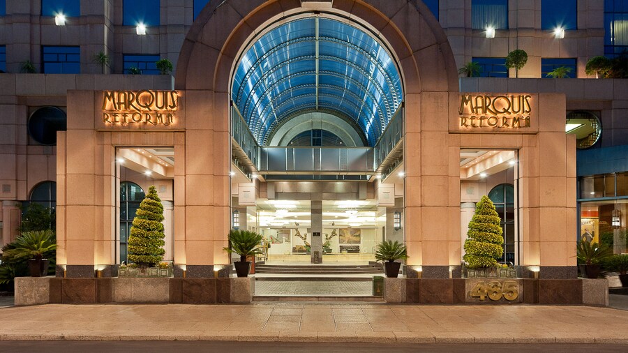 Marquis Sky Suites