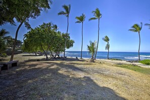 Una spiaggia nelle vicinanze
