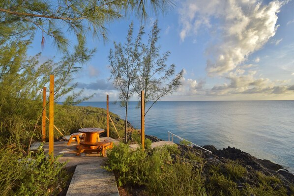 Outdoor dining - Beautiful Modern Caribbean-Front Home in Top location with Private Heated Pool! (Governor's Harbour)