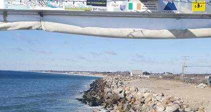 Conveniently located in a private association very close to beaches.