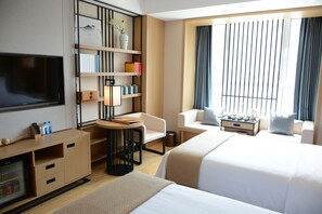 Executive Twin Room | 1 bedroom, premium bedding, desk, iron/ironing board