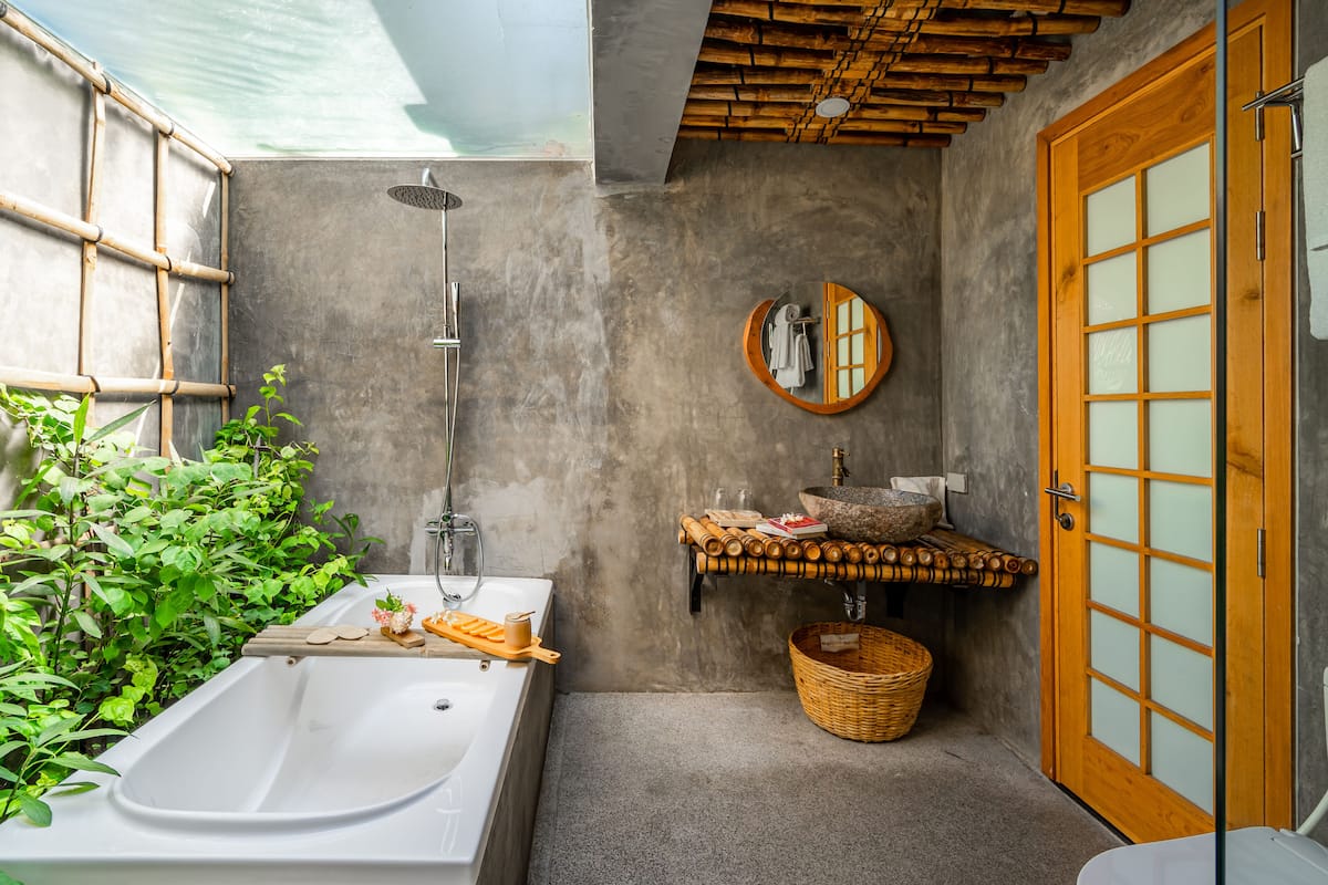 xóm 10 - sala garden | minibar, in-room safe, desk, blackout curtains