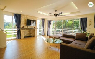 Family House | 客廳 | 電視