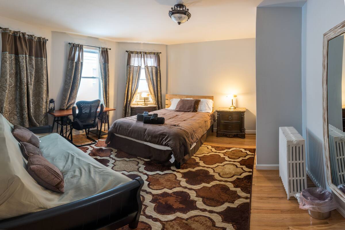 Family Room, Multiple Beds | Premium bedding, cribs (surcharge), rollaway beds (surcharge)