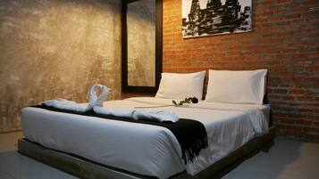 Standard Double Room | Free WiFi
