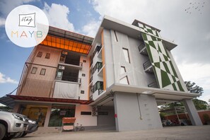 Front of property - STAY MAYB (Mae Rim)