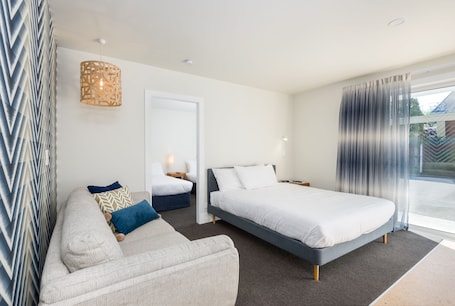 1 Bedroom Family Unit | In-room safe, individually decorated, blackout drapes, soundproofing. Adelphi Motel