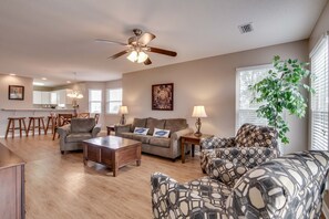 Maisonette, 4 Schlafzimmer | Wohnzimmer