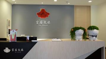 Quầy tiếp tân
