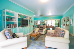 Lobby sitting area - LIGHT HOUSE (Chiang Mai)