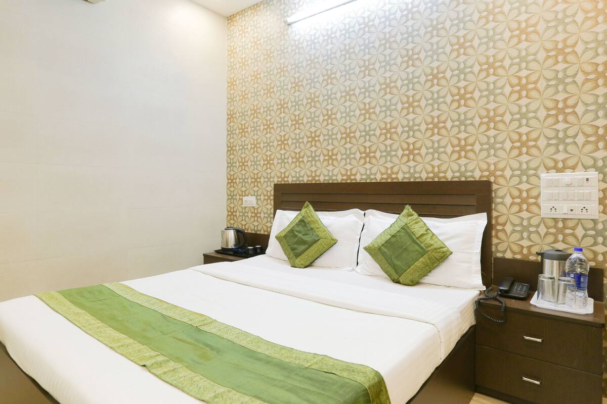 Phòng Tiêu chuẩn | Bàn, giường gấp/giường phụ (phụ phí)