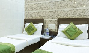 Phòng Tiêu chuẩn | Bàn, giường gấp/giường phụ (phụ phí)