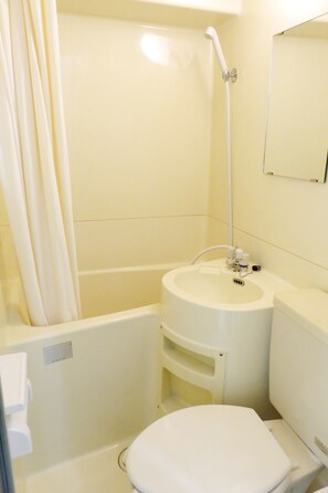 1 Bedroom Apartment | Bathroom | Combined shower/bathtub, deep-soaking bathtub, free toiletries - Nakatsu City Apartment BNB21 (Osaka)