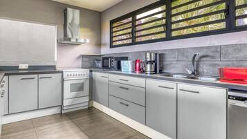 Breakfast, dinner served; international cuisine, pool views