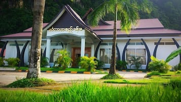 Bahagian luar