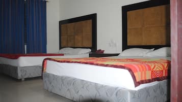 Escrivaninha, quartos à prova de som, roupa de cama
