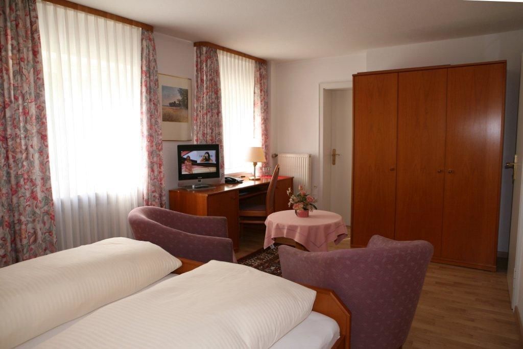 apartment, 2 bedrooms, ground floor (garden house) | premium bedding, minibar, desk, free wifi