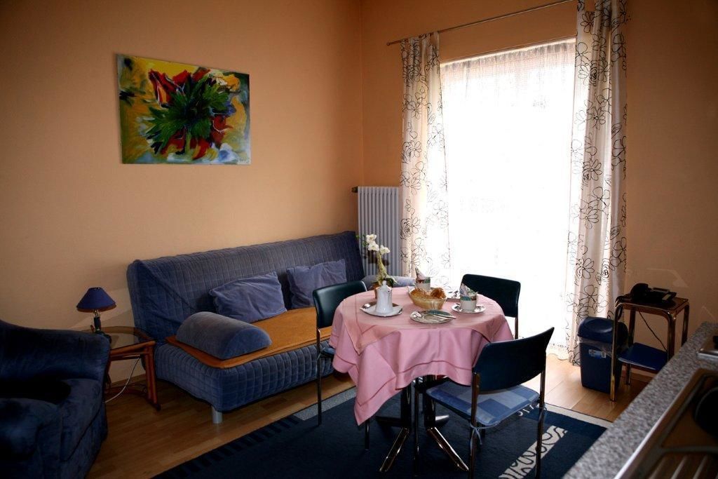 apartment, 1 bedroom (untersberg) | living area | flat-screen tv