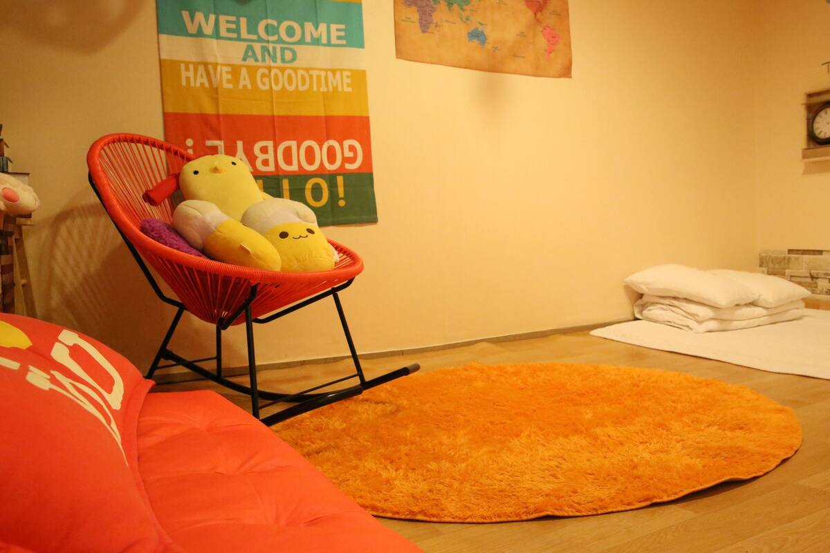 Room (Ondol) | WiFi (free)