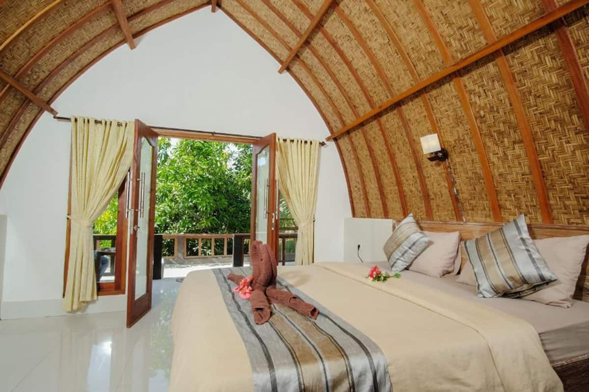 Deluxe Bungalow | 1 bedroom, minibar, in-room safe, individually decorated