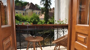Unclassified image, 5 of 46, button - Select City Center Apartments (Brasov)