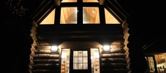 Canadian Loghouse Inn Azumino Yujin