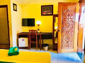 Minibar, caja de seguridad en la habitación, escritorio y wifi gratis 