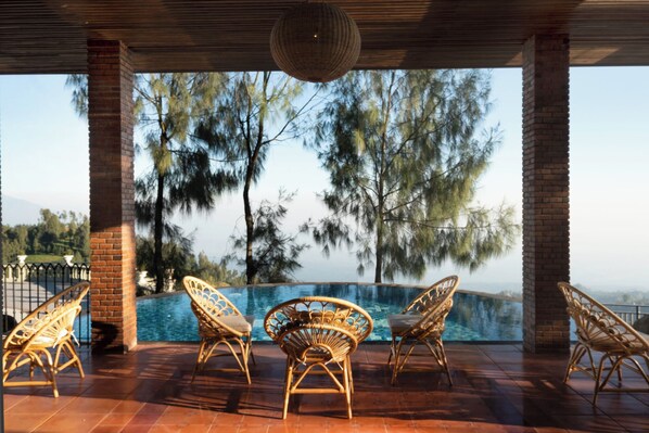 Founder's Home | In-room safe, laptop workspace, blackout curtains, iron/ironing board - Plataran Bromo (Wonokitri)