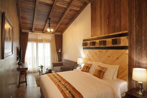 浪漫開放式客房 | 迷你吧、客房內保險箱、書桌、遮光布/窗簾