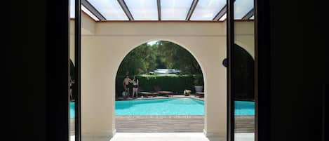 Seasonal outdoor pool