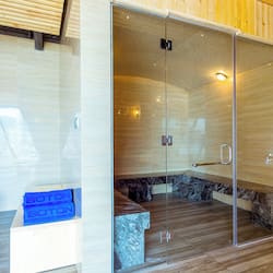 Couples treatment rooms, sauna, steam room, body treatments, facials