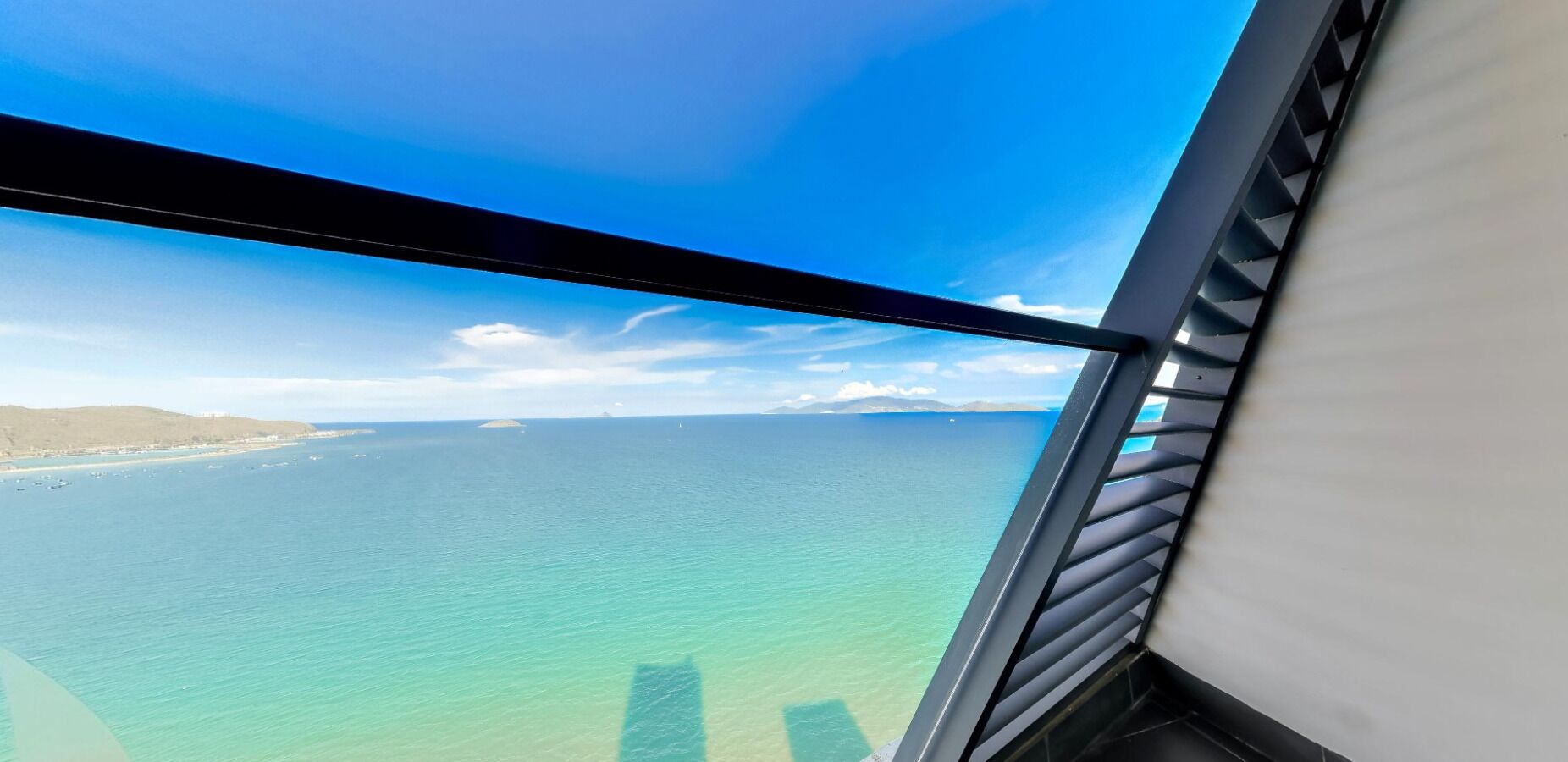 deluxe twin room, ocean view | terrace/patio