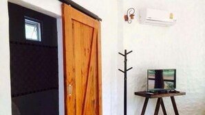 Family Room River View with Karaoke | Room amenity - Nhan Phatthalung (Pak Phayun)