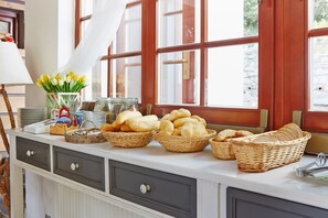 Tägliches inbegriffenes Frühstücksbuffet