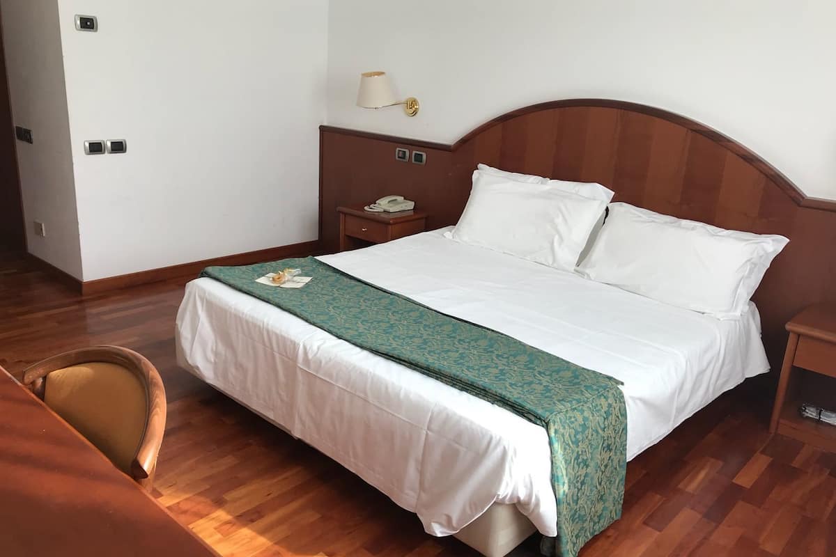 double or twin room | premium bedding, minibar, in-room safe, desk