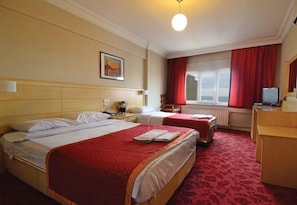 Standard Double Room | Desk, iron/ironing board, free cots/infant beds, free WiFi