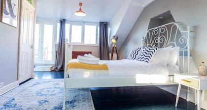 The River Cam Place - Enchanting 6BDR Home next to River Cam