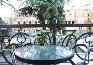 View from property - WelcomeTbilisi Old Town Apartments (Tbilisi)