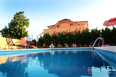 玛尔蒂娜放松旅馆