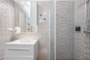 Bathroom - Kalpić Suites & Villa (Drnis)