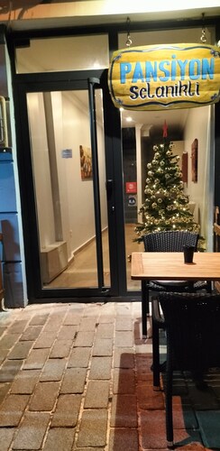 Selanikli Pansiyon Heybeliada
