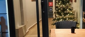 雷贝里岛赛兰尼克利旅馆