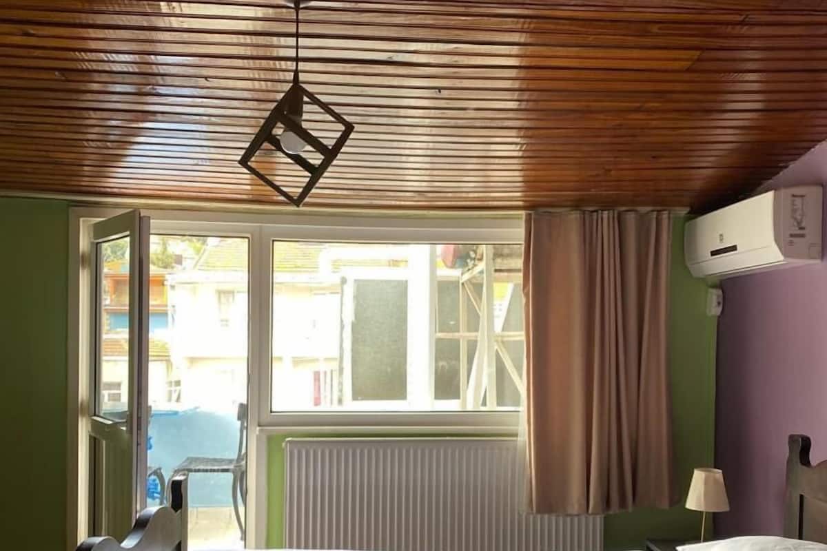 Standard Room, Balcony | Premium bedding, blackout drapes, soundproofing, free WiFi
