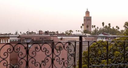 Amour d'auberge - Hostel